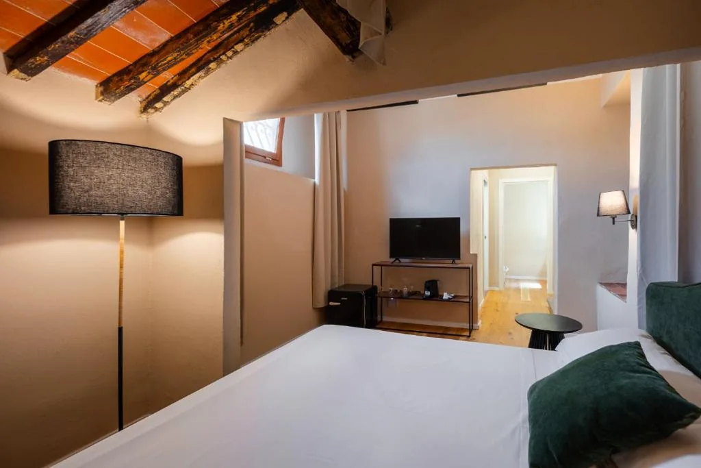 Camera Tripla Comfort con Vista Limitata — Palazzina Fusi