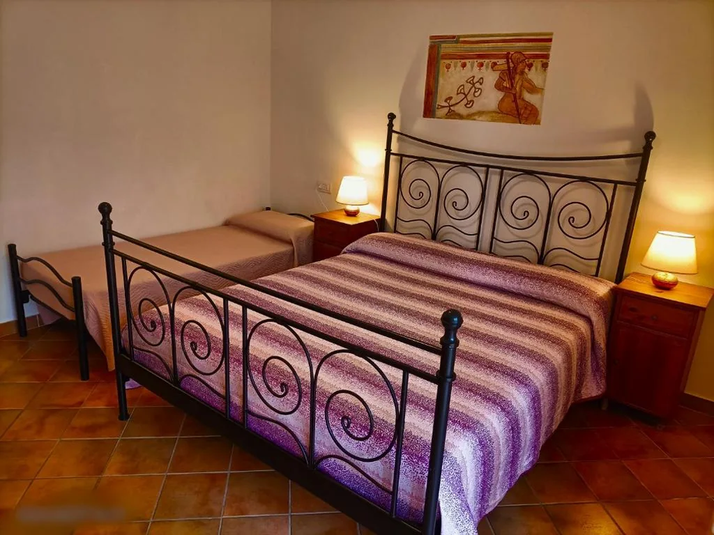 Comfort Triple Room — Villa Etruria Guest House