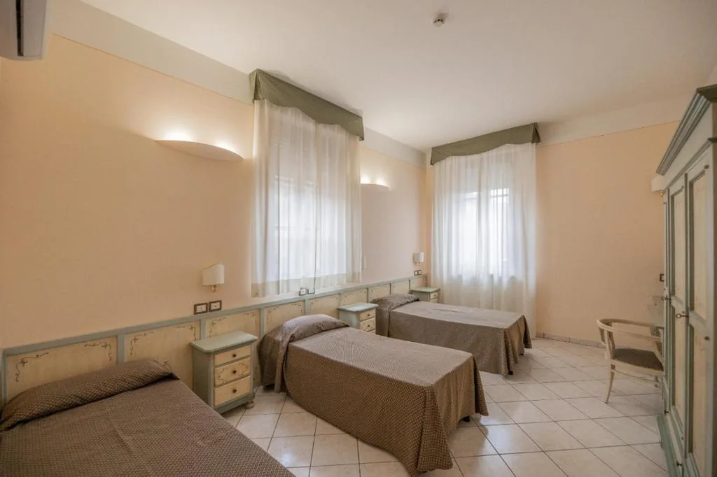 Triple Room with Disability Access — Villa Santa Margherita – Albergo