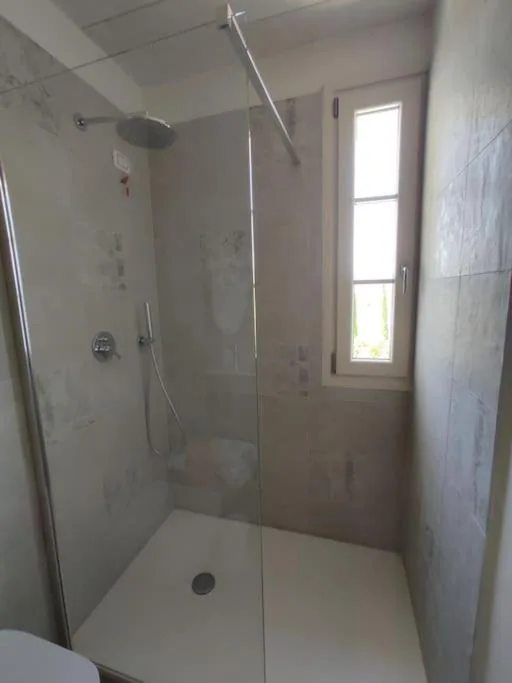 Triple Room with Shared Bathroom — Affittacamere Villa Mary