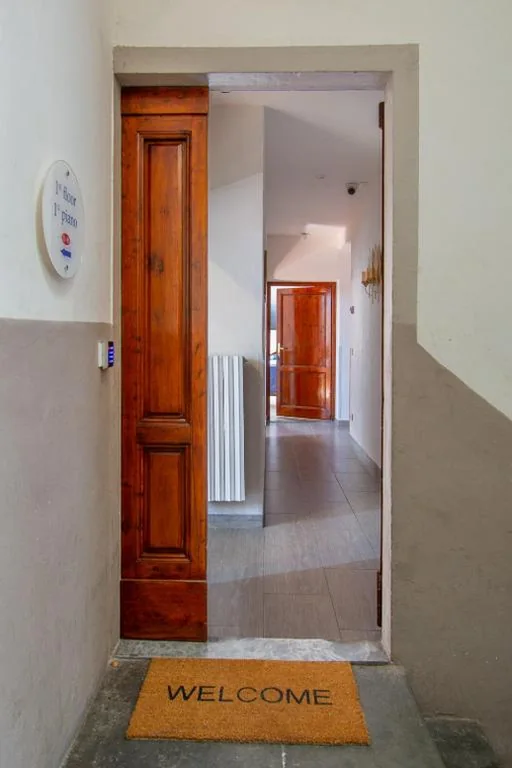 Camera Tripla con Bagno Privato Esterno — Paraiso