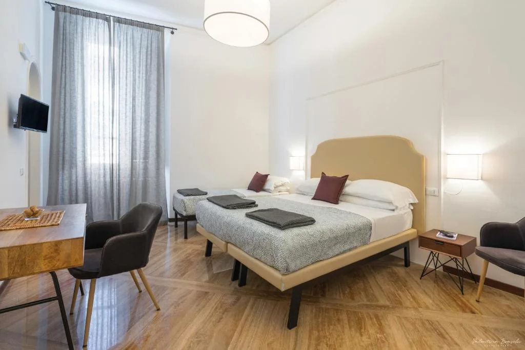 Camera Tripla con Bagno Privato — Vin Novo Rooms & Apartments