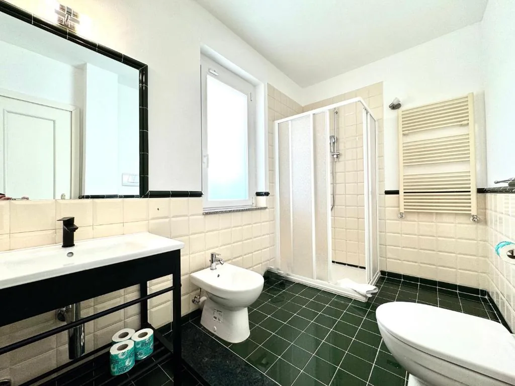 Camera Tripla con Balcone — Residence Il Boschetto – Villa Con Piscina