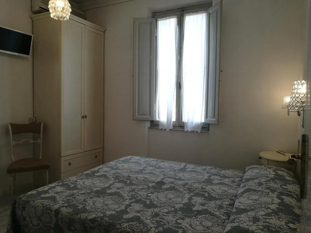 Camera Tripla con Balcone — Villa la Fonte