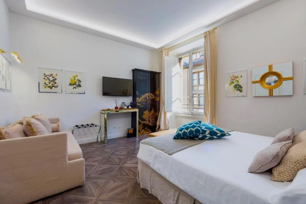 Camera Tripla con Vasca — RFC Repubblica Florence Core B&B
