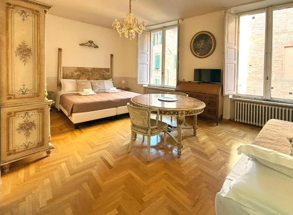 Deluxe Triple Room — B&B La Fontanina
