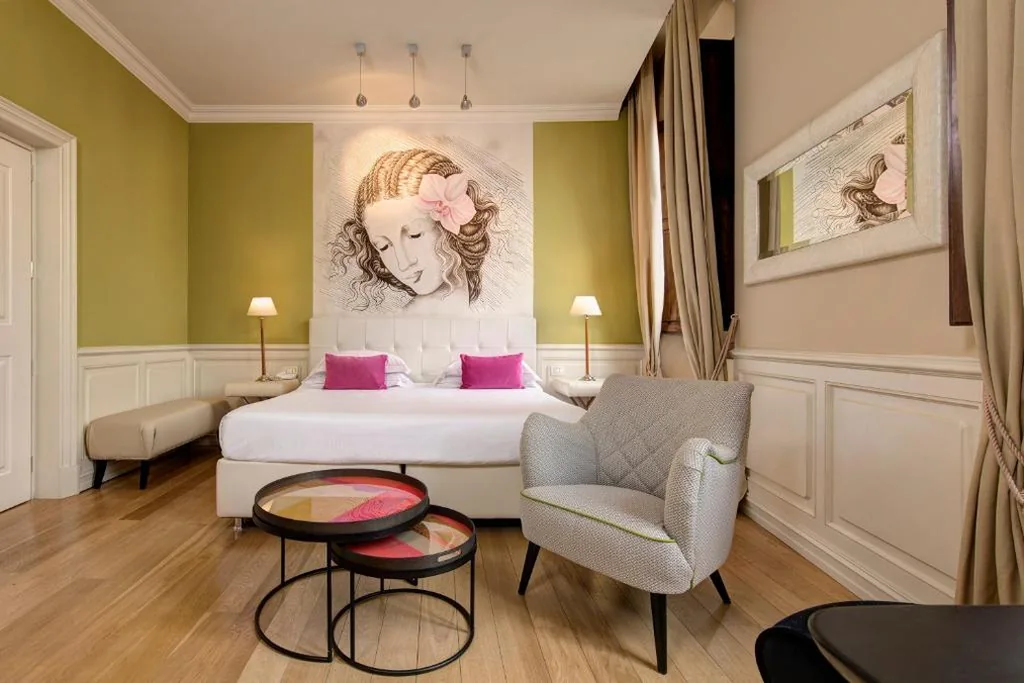 Deluxe Triple Room — Grand Hotel Cavour