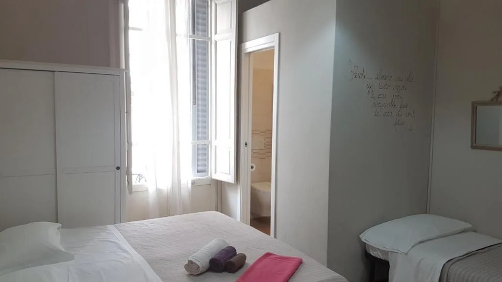 Camera Tripla Deluxe — hotel lisà