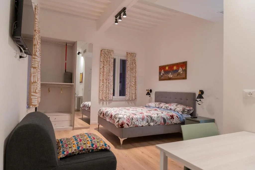 Deluxe Triple Room — L’ANGOLO di GALILEO