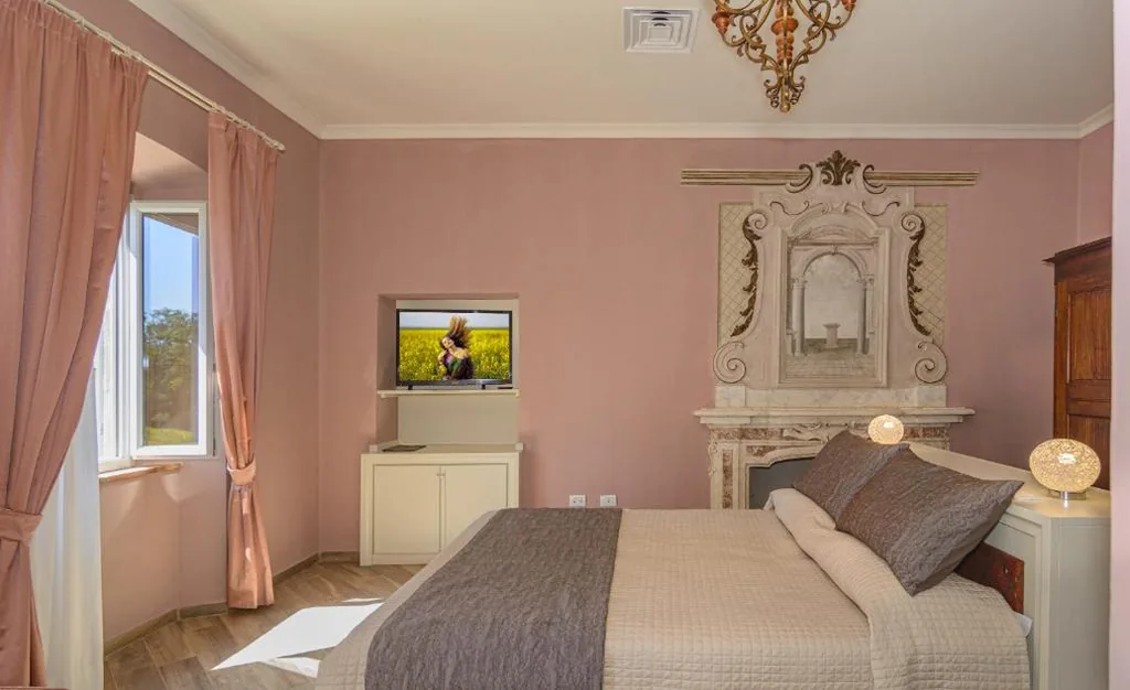 Deluxe Triple Room — Villa Agnolaccio Residenza d’Epoca