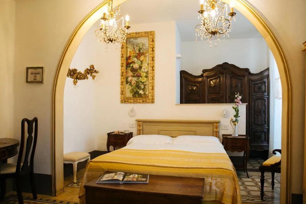 Executive Triple Room — Domus Socolatae Residenza d’Epoca Charming B&B – Adults Only