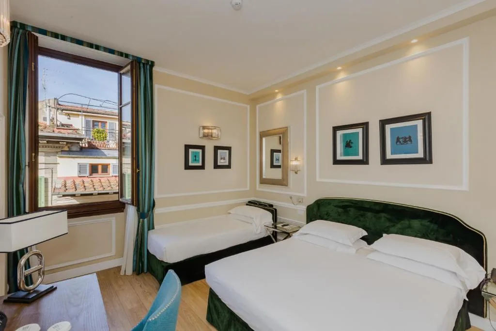 Camera Tripla — FH55 Hotel Calzaiuoli