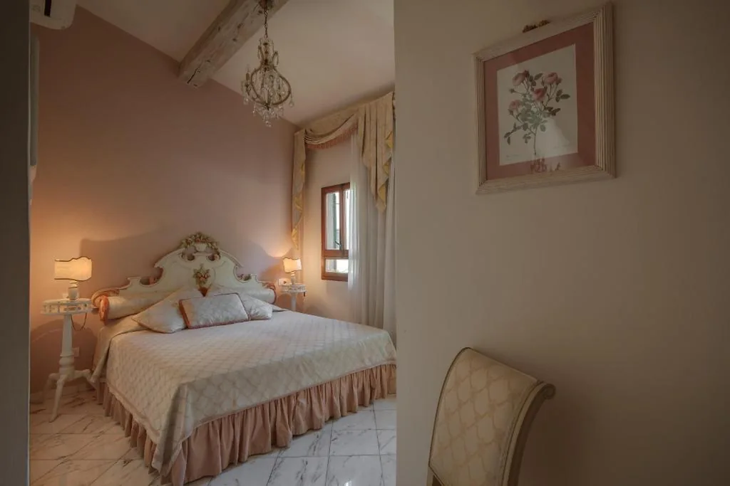 Triple Room — Florence Dream Domus