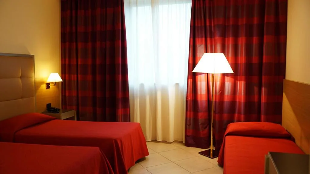 Triple Room — Garden Hotel