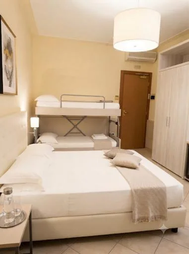 Camera Tripla — Hotel Bella Riviera Lungomare