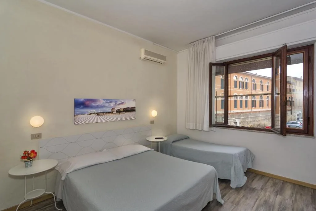 Triple Room — Hotel Cecile
