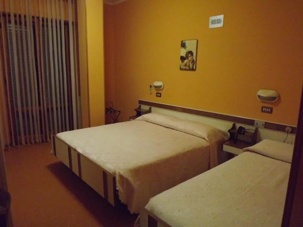 Camera Tripla — Hotel Cristina