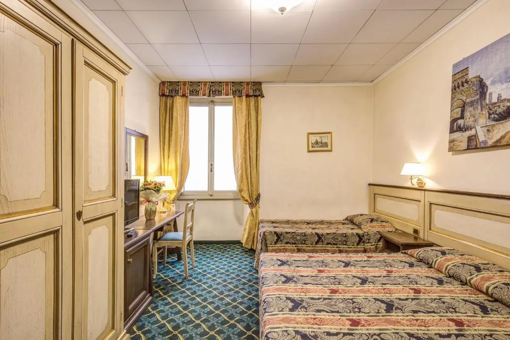 Camera Tripla — Hotel De Lanzi