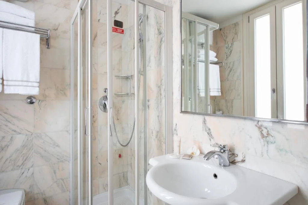 Triple Room — Hotel Grifone Firenze – Meetings & Spa