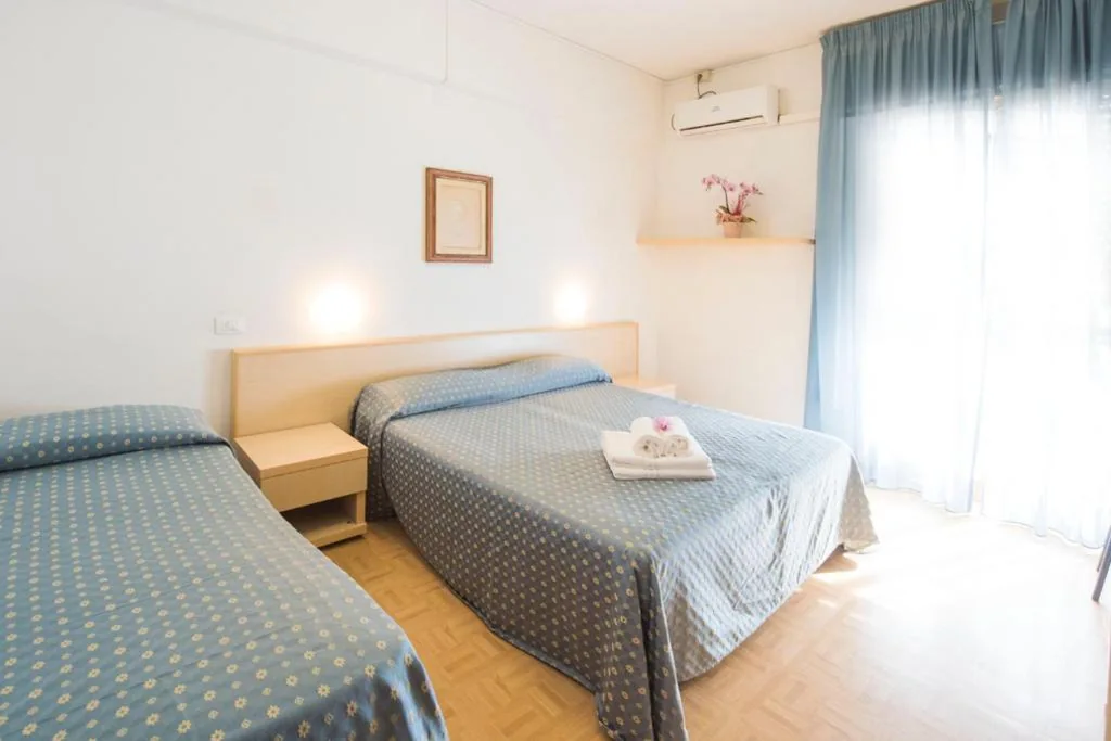 Camera Tripla — Hotel Mariotti