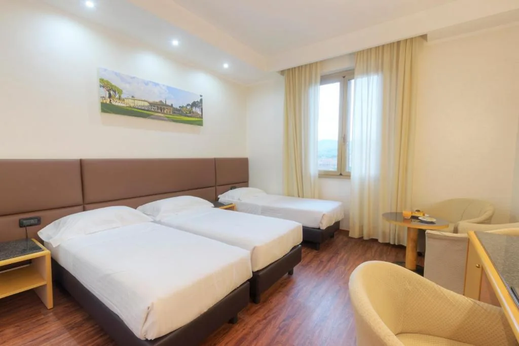 Camera Tripla — Hotel Minerva