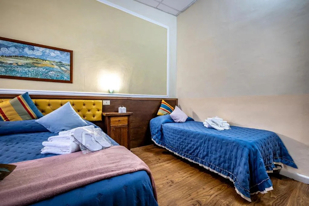 Camera Tripla — Hotel Minerva