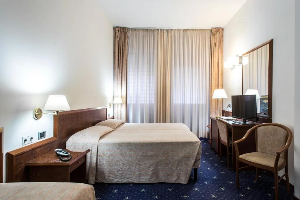 Triple Room — Hotel Mirage
