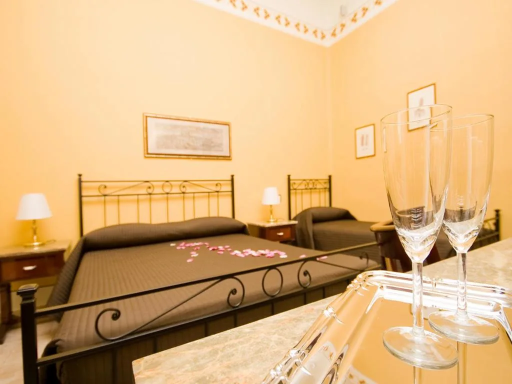 Triple Room — Hotel Pisa Tower