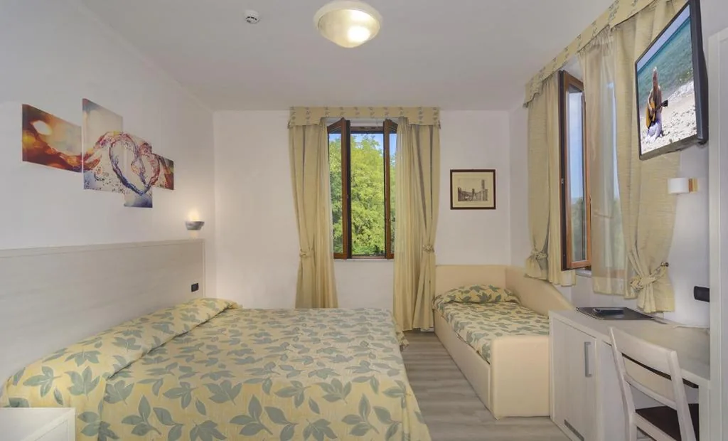 Triple Room — Hotel Vittoria