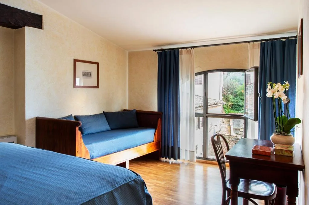 Camera Tripla — L’Antico Pozzo Boutique Historic Hotel in San Gimignano