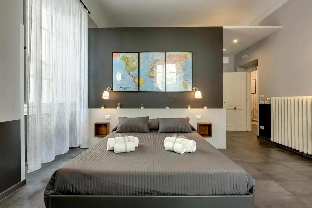 Luxury Triple Room — Al Consolato – Guest house