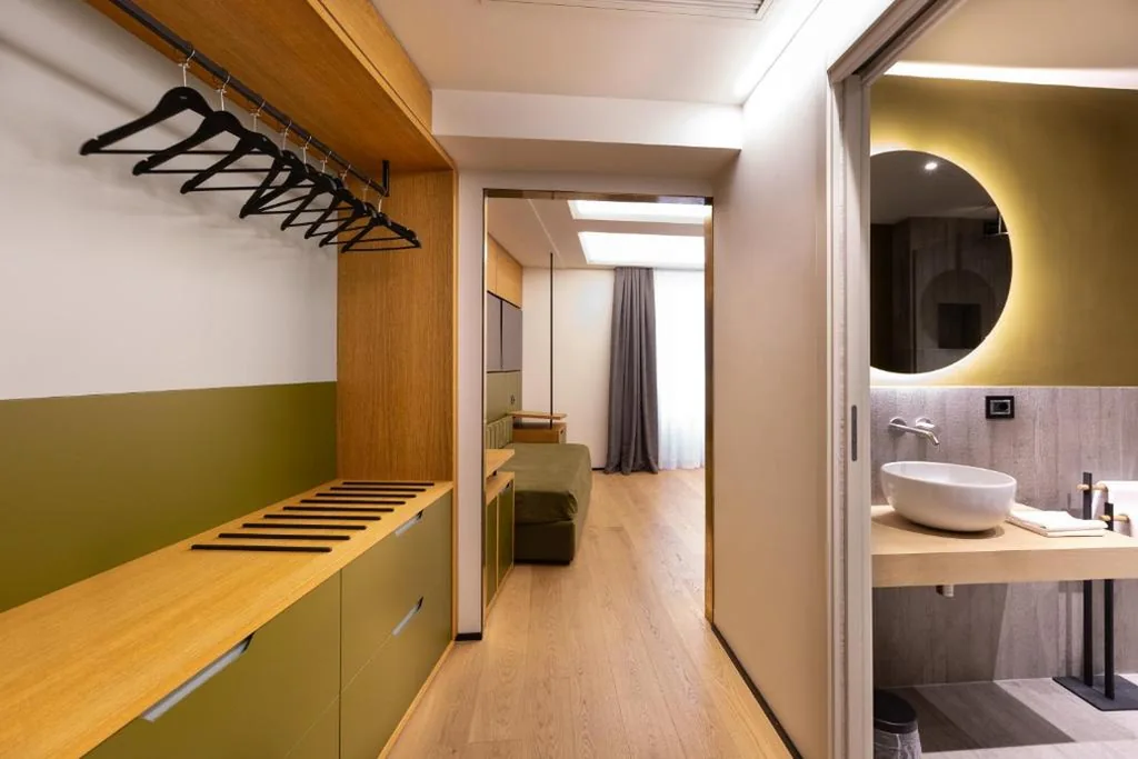 Camera Tripla Premium — Hotel Silla