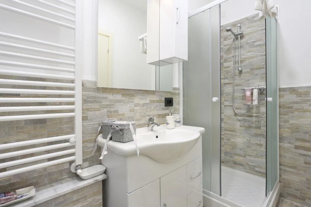 Standard Triple Room — B&b Pergola House