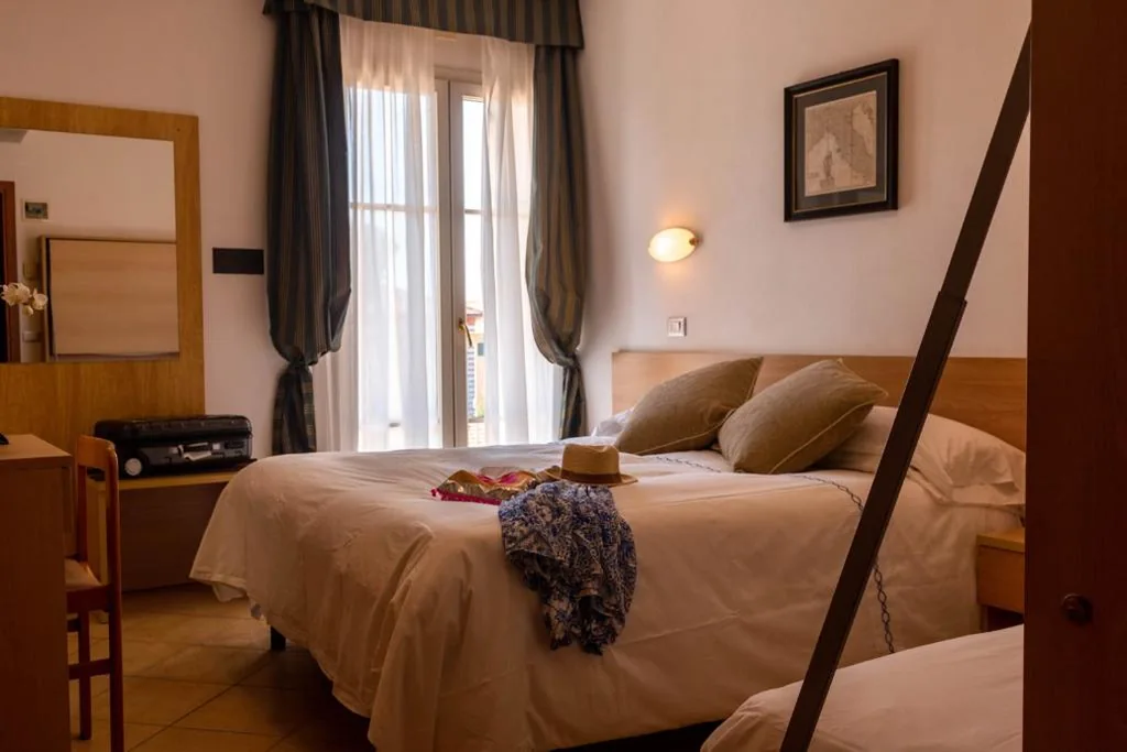 Standard Triple Room — Hotel La Bitta