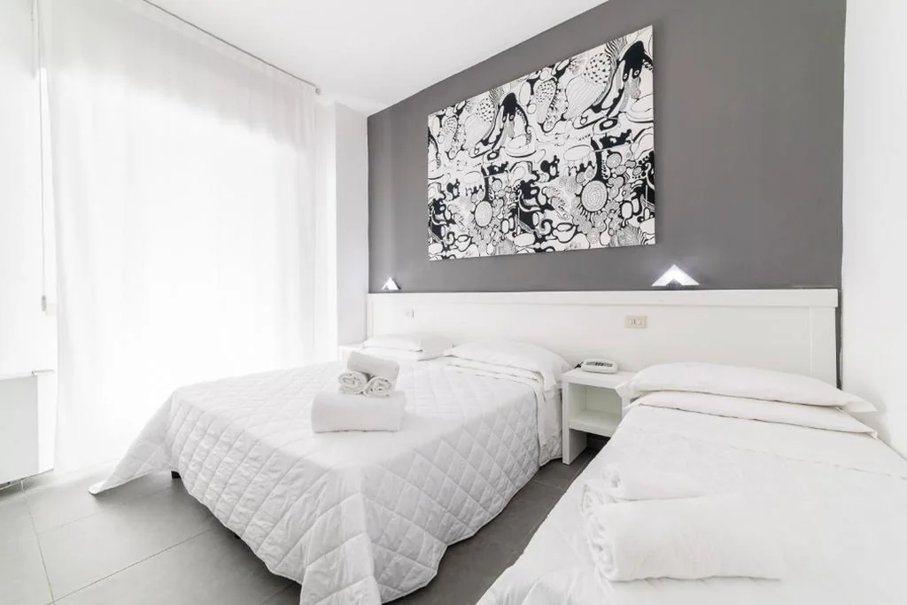 Camera Tripla Standard — Hotel La Bussola
