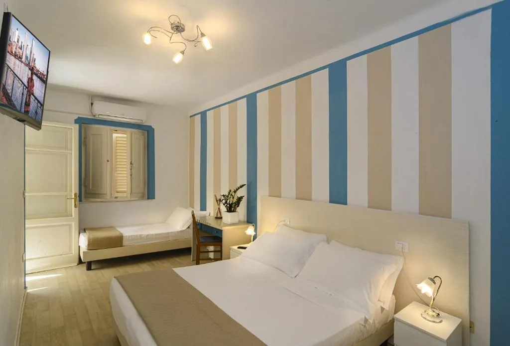 Camera Tripla Standard — Hotel Lungomare