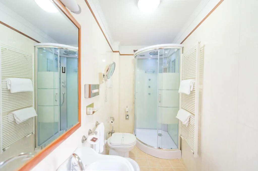 Camera Tripla Standard — Strozzi Palace Hotel