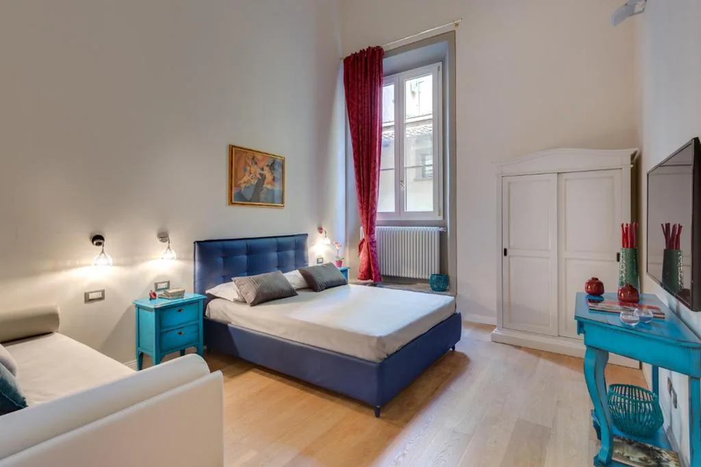 Camera Tripla Superior - Ginevra — Residenza D’Epoca Historia Luxury Boutique