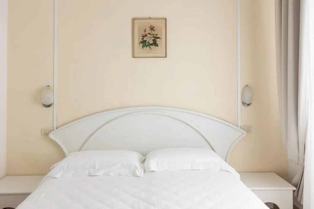 Superior Triple Room — Hotel Nettuno