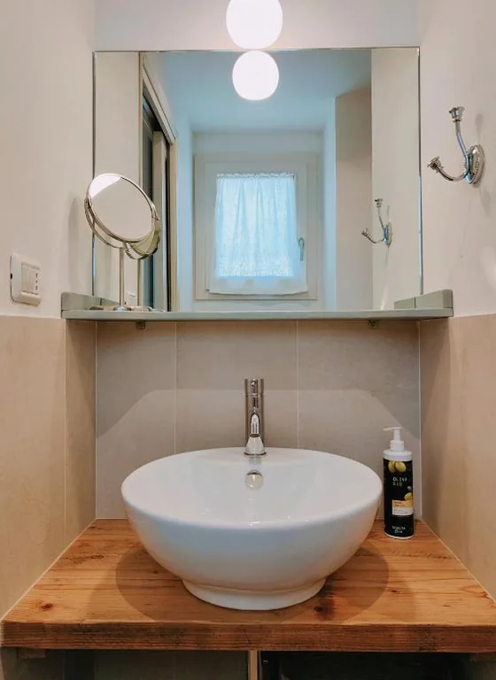 Camera Tripla Superior — Il Cortiletto – Suites & Apartments