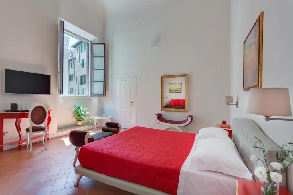 Camera Tripla Superior - Raffaello — Residenza D’Epoca Historia Luxury Boutique