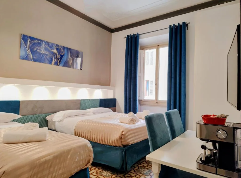 Superior Triple Room — Residenza San Lorenzo Firenze