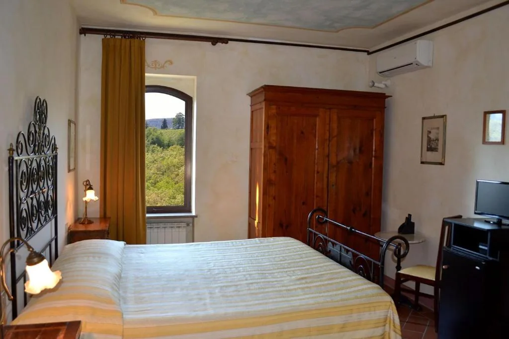 Camera Tripla Superior — Rocca degli Olivi