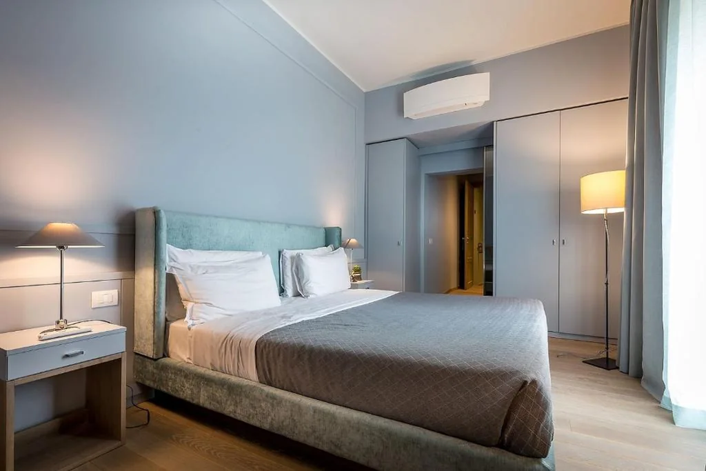 Triple Room — Uno Sguardo su Firenze