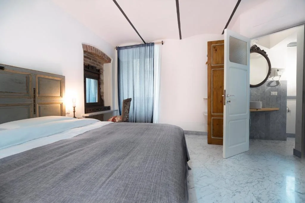 Carrara Bella