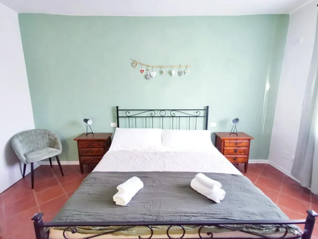 CASA ARYA – Independent House – Near the Walls