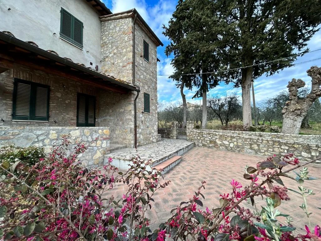 Casa con 2 Camere da Letto — BORGO A MONTI di Sotto