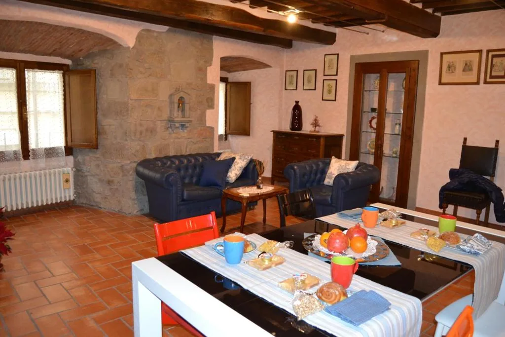 Casa con 3 Camere da Letto — Sweet Cortona