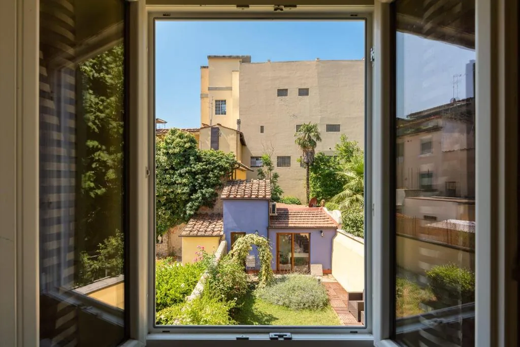 Casa con 5 Camere da Letto — SCALA GARDEN Apartment
