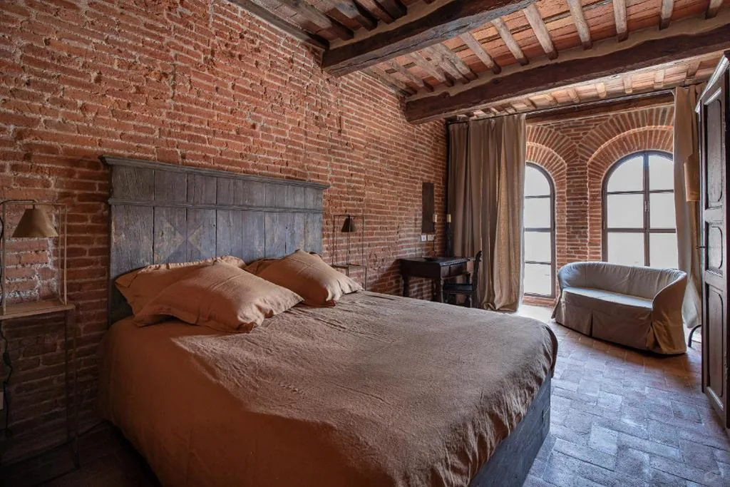 Casa del Campanaro centro storico di Lucca dentro le mura, no bells ringing